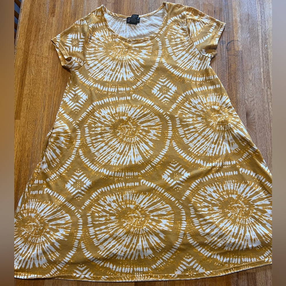 Questions Women Large Gold Tie-Dye Short Sleeve Crew Neck Midi Pocket Dress‎